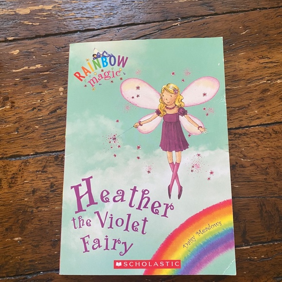 Rainbow Magic Fairy Books-The Color Fairies by Daisy Meadows. - Picture 14 of 15